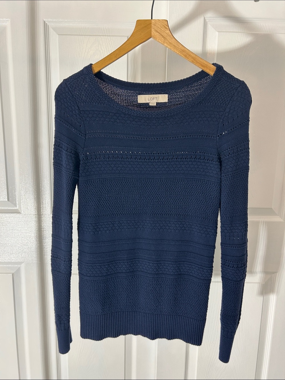 LOFT Blue Knit Sweater Like New